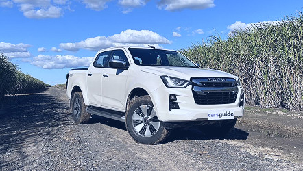 Isuzu D-Max 2022 review: LSU+ 3500km on and off-road 4x4 test - a better  choice than X-Terrain? | CarsGuide